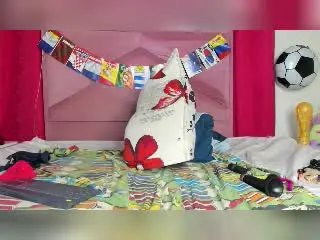 Xlovecam Live Sex of ZoeHotMoretti